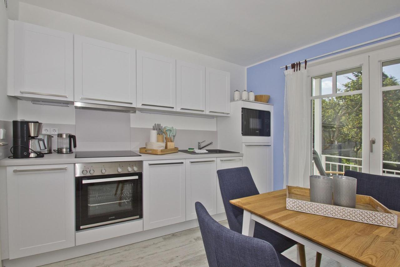 Moderne Ferienwohnung Mit Balkon, Meerblick - Ferienresidenz Zwei Boddenfewo 1-2 Lietzow Kültér fotó